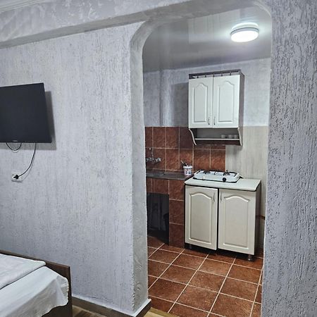 Guest House 2 Floor Batumi Exteriör bild