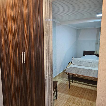 Guest House 2 Floor Batumi Exteriör bild