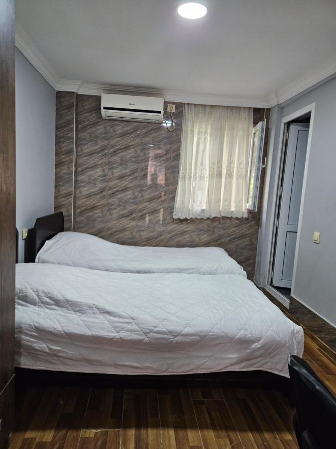 Guest House 2 Floor Batumi Exteriör bild