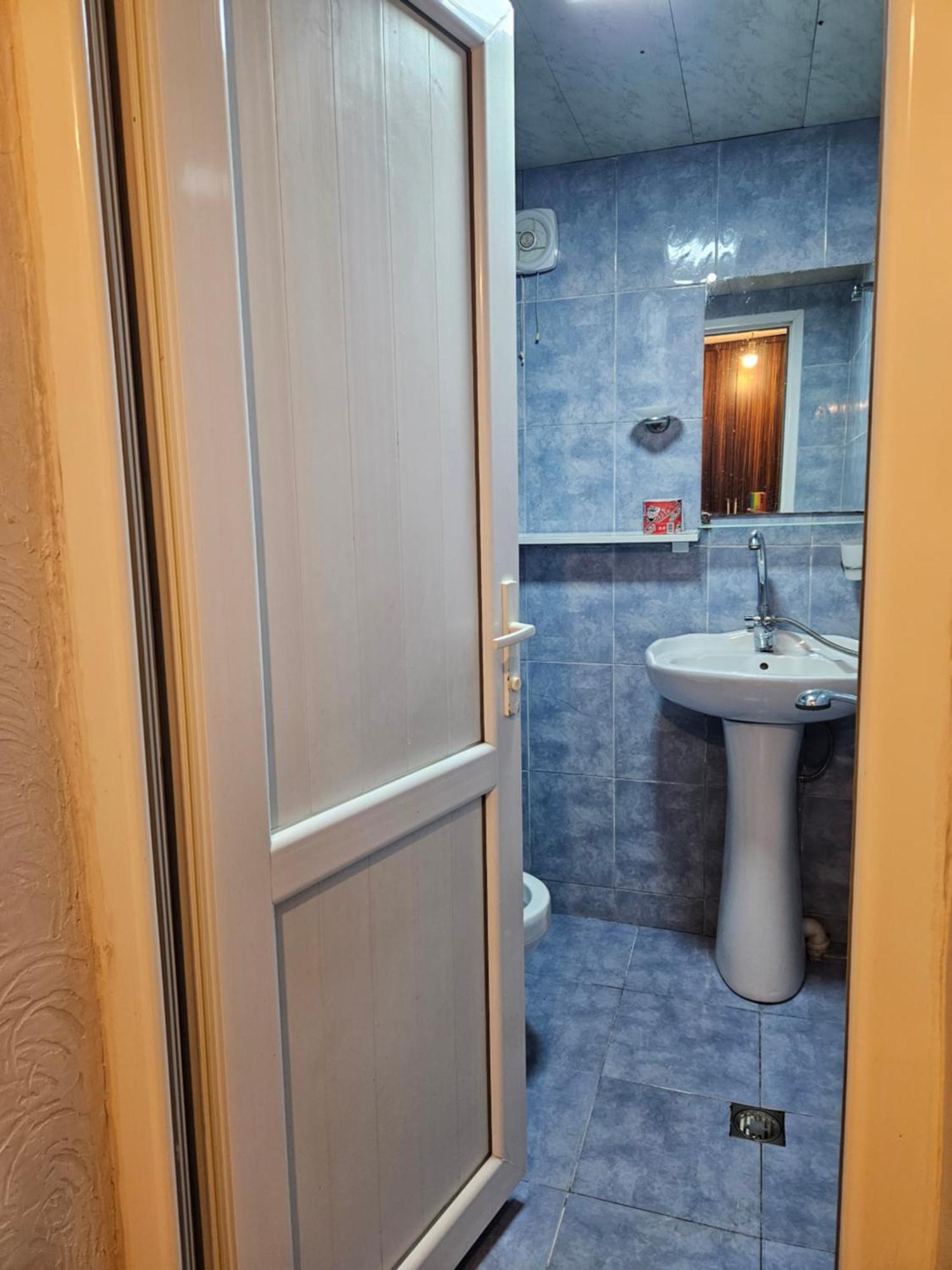 Guest House 2 Floor Batumi Exteriör bild